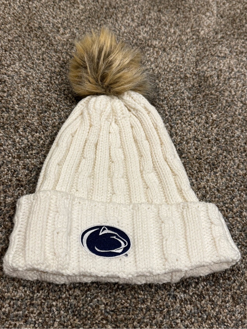 Penn State: Nittany Lions: Cream Pom Alps Women’s Beanie : Warm:  PSU